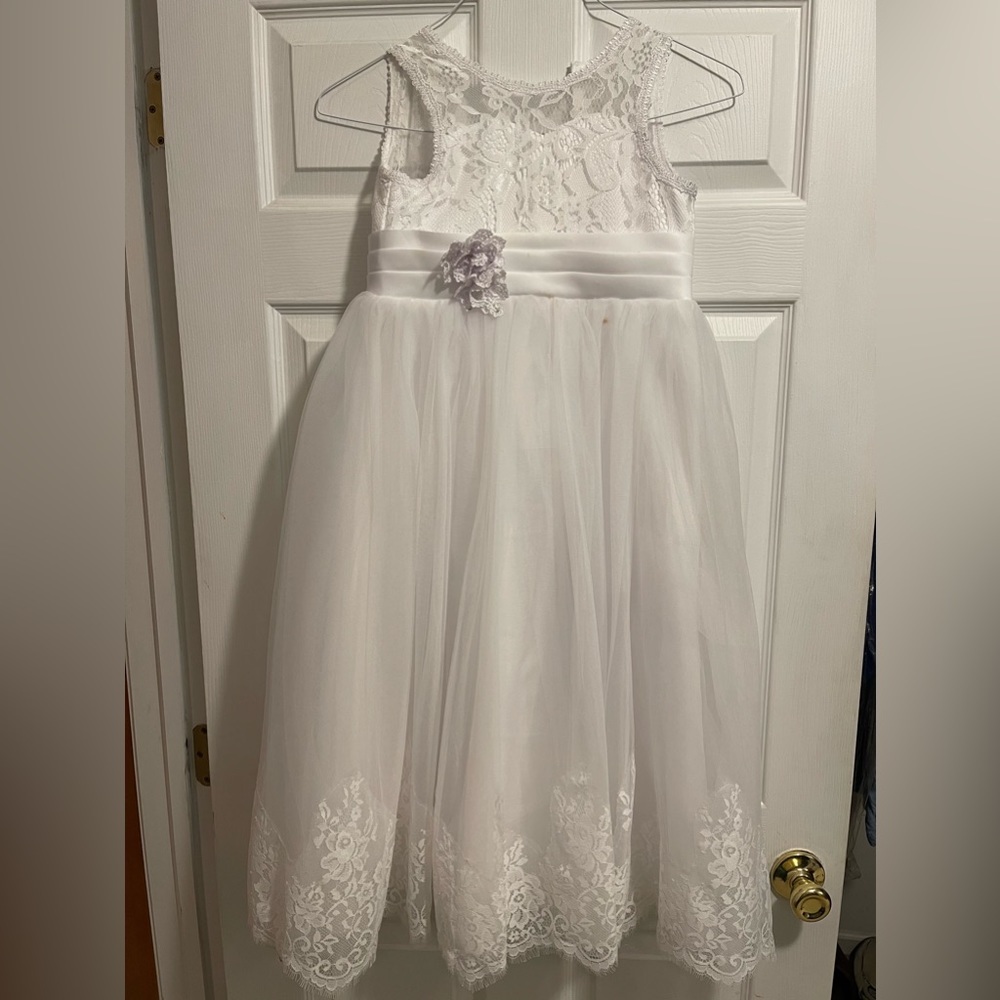 Girls White Communion or Flower Girl long White Dress with Lace size 8-9 youth